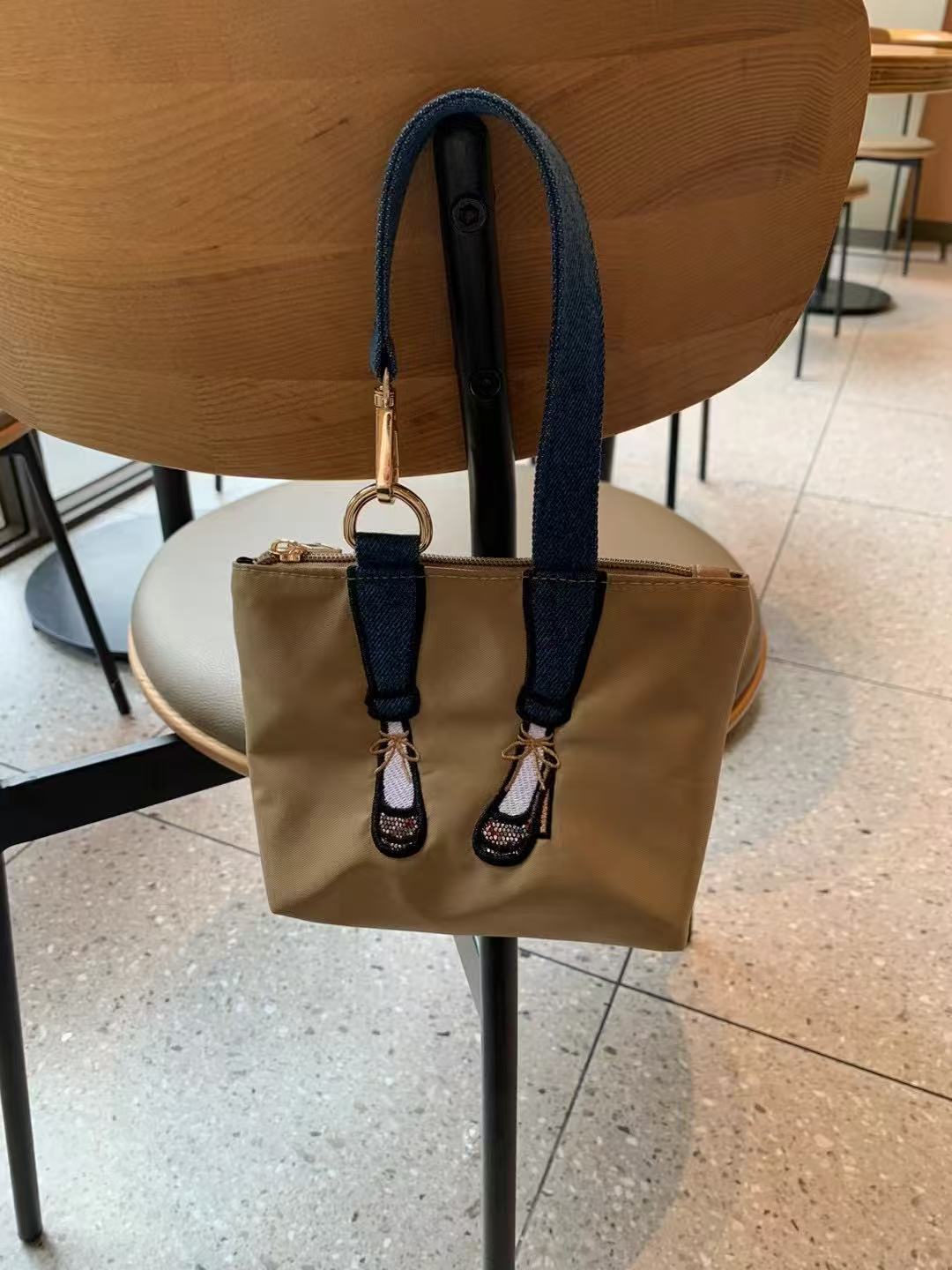 Modna haftowana portmonetka, w – Women Bags Max recenzja i cena