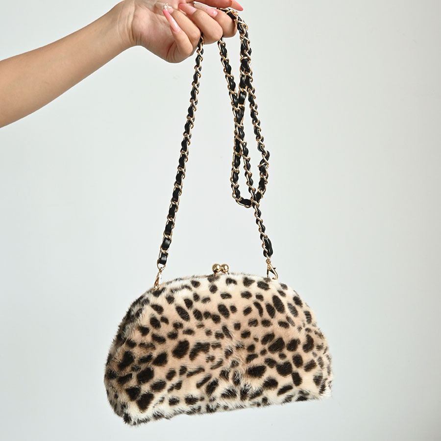 Jesienno-zimowa torebka kopert – Women Bags Max recenzja i cena