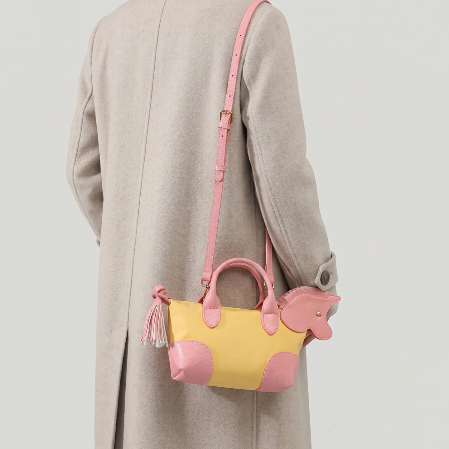 Urocza torebka mini w kształci – Women Bags Max recenzja i cena