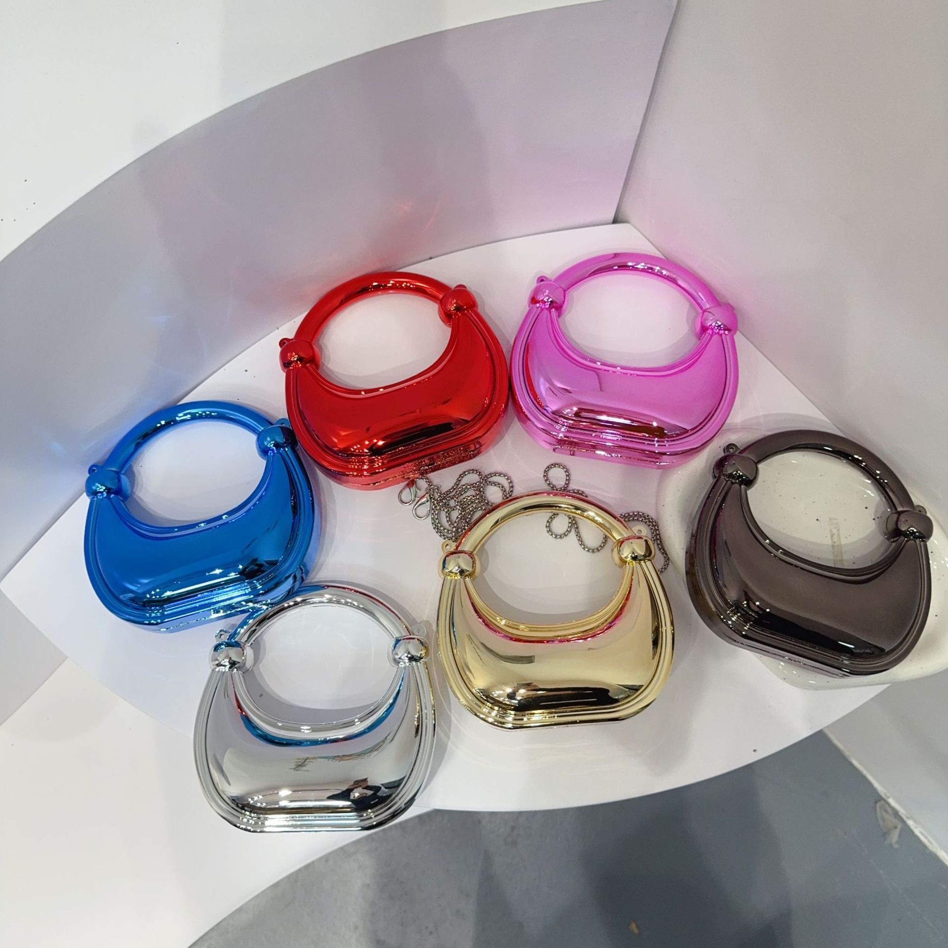 Mini złota torebka wieczorowa  – Women Bags Max recenzja i cena
